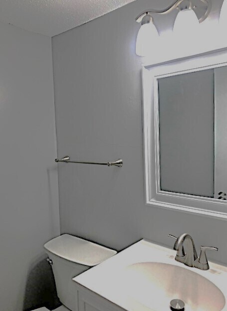 Building Photo - 505 Sherwood Ct