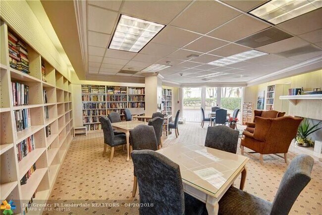 Building Photo - 1 Las Olas Cir