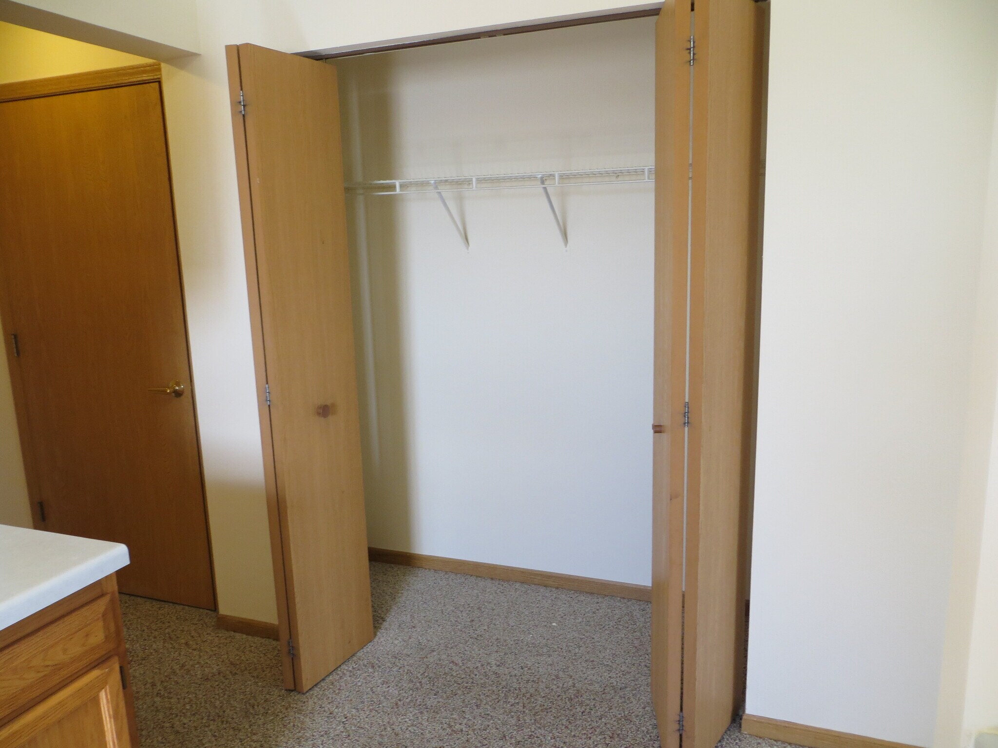 Building Photo - 716 20th St