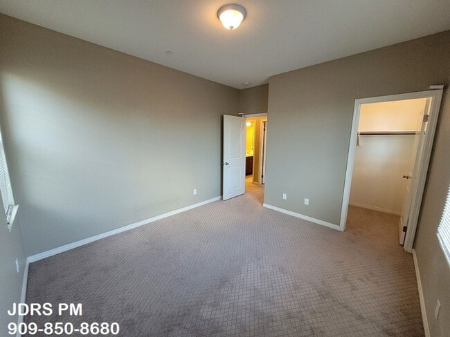 Building Photo - Chino 4 Bedroom Home