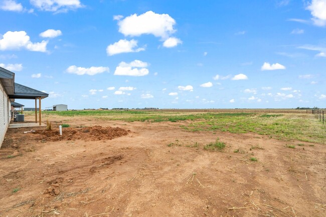 Building Photo - Country Living In Roosevelt ISD!