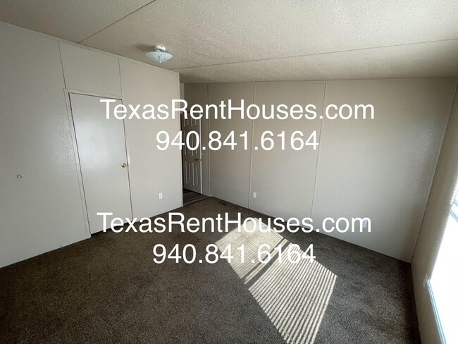 Building Photo - TIRED OF THE CITY LIFE?  6 Acres Petrolio ISD