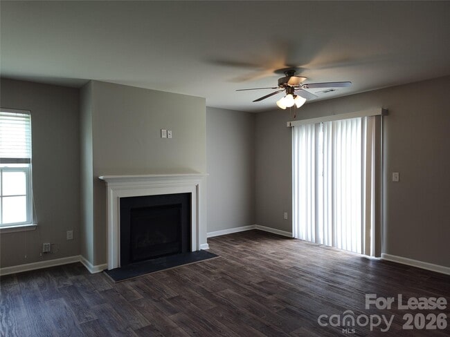 Building Photo - 6731 Broad Valley Ct