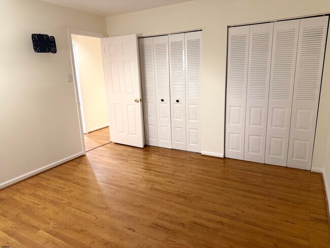 Building Photo - 1444 Mediterranean Ave