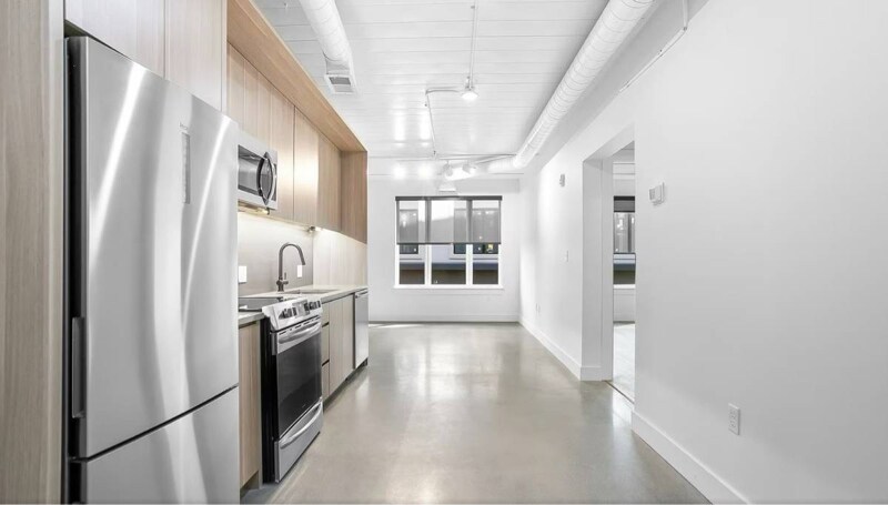 Building Photo - 267 Main St