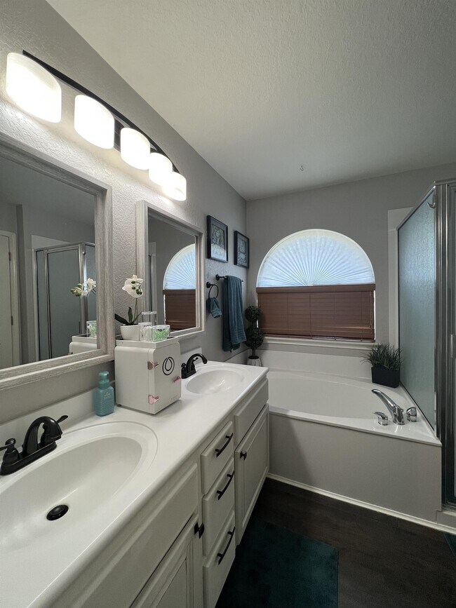 Building Photo - 646 Lynx Mountain