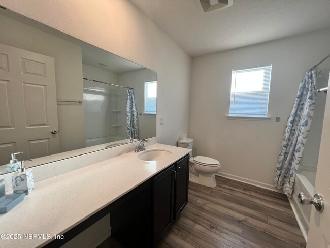 Building Photo - 463 Red Dahlia Ln