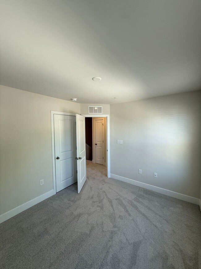 Building Photo - Stylish Townhome Overlooking River Marsh Golf Course- Cambridge, MD