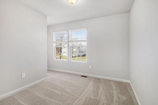 Building Photo - 510 Homewild Ave