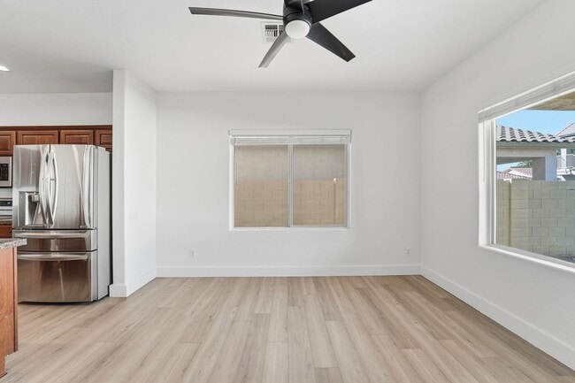 Building Photo - Beautiful 3-bedroom, 2-bathroom residence in the lively city of Mesa, Arizona!