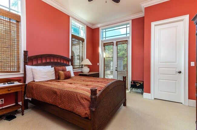 Building Photo - 580 Admirals Way