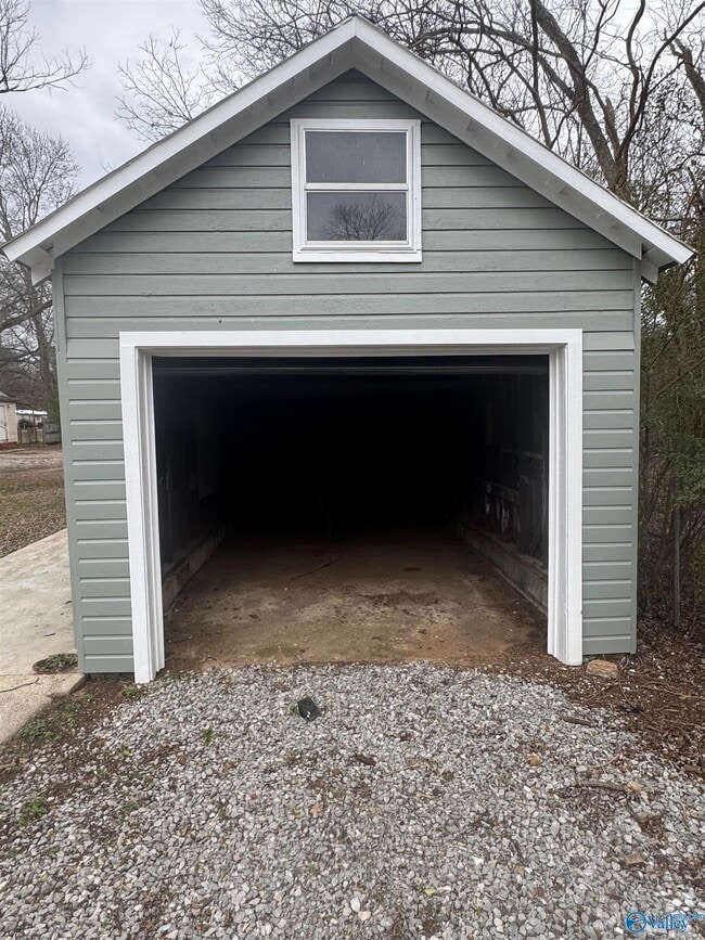 Building Photo - 2614 Huntsville St NW