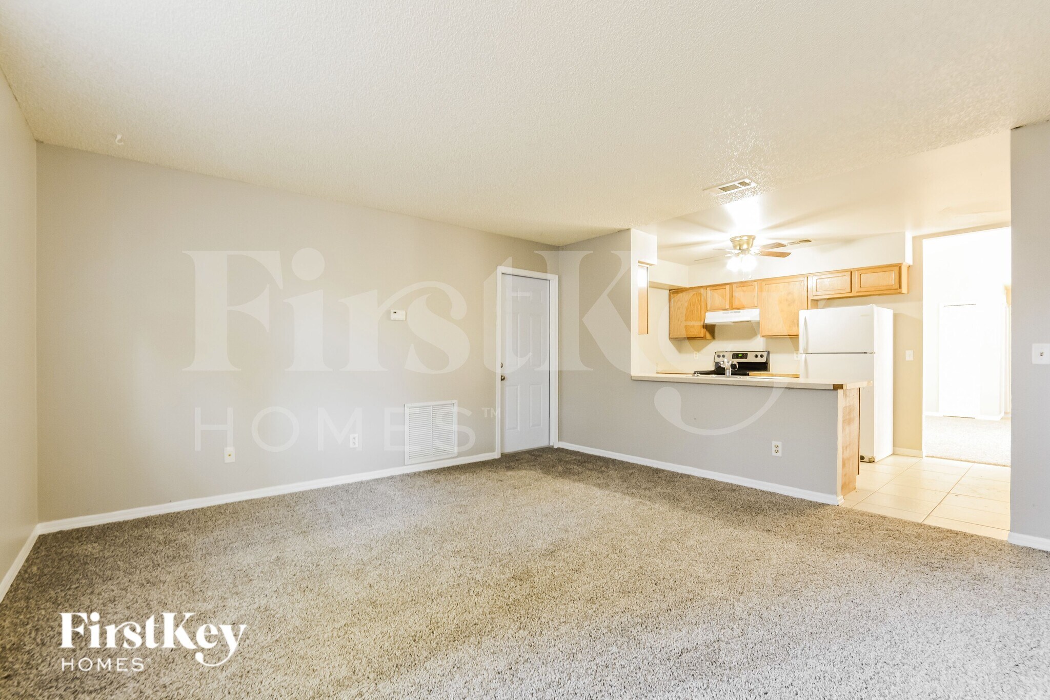 Building Photo - 2175 Carriage Pointe Loop