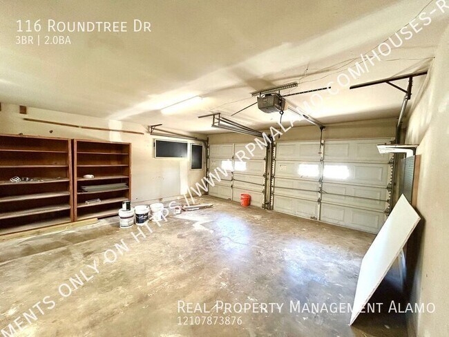 Building Photo - 116 Roundtree Dr-