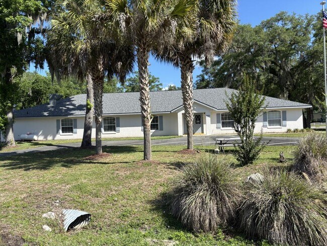Building Photo - 2351 NW 46th Court Rd
