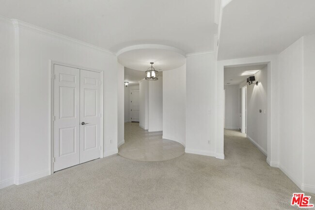 Building Photo - 1820 Benecia Ave