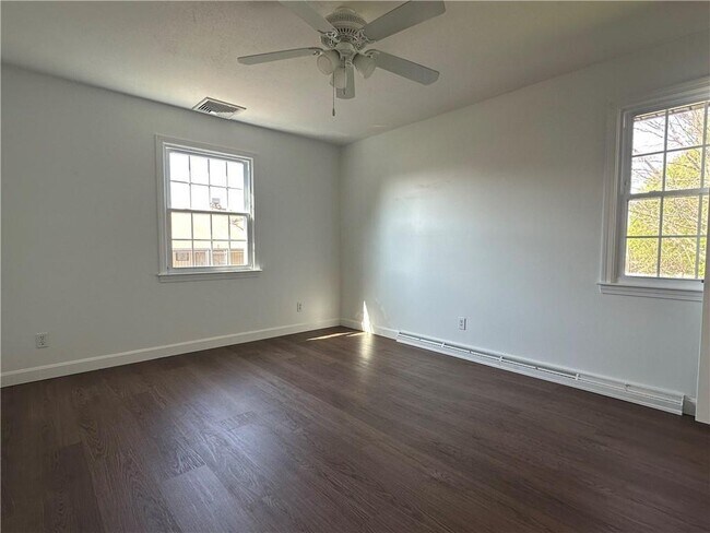 Building Photo - 11 Pocono Rd