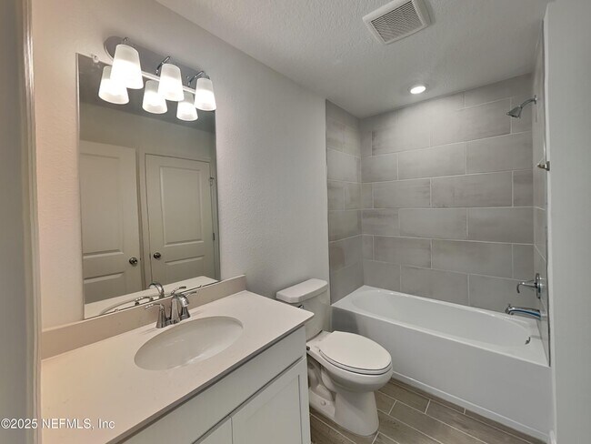 Building Photo - 2137 Windward Cay Ln