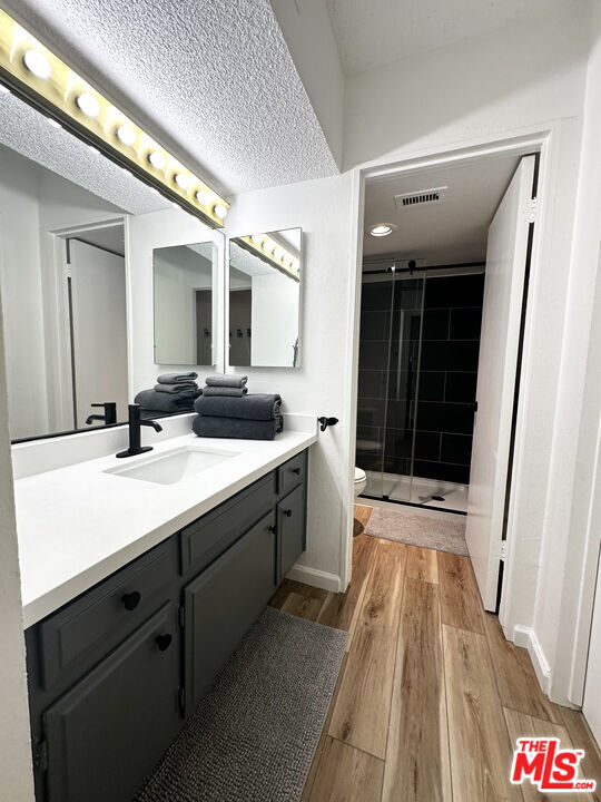 Building Photo - 1655 E Palm Canyon Dr