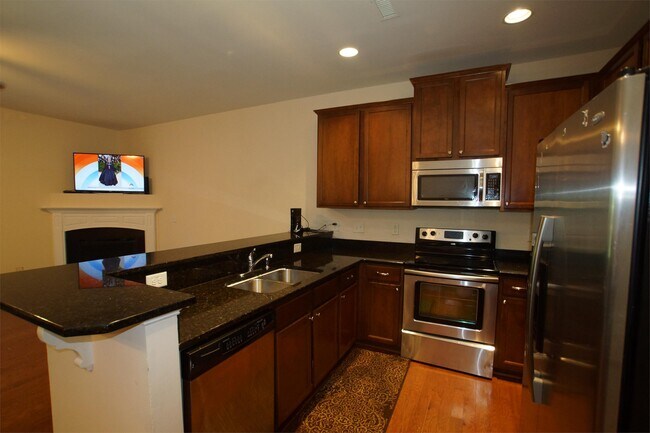 Building Photo - 2236 Stoney Spring Dr