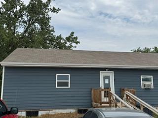 Building Photo - 718 Box Elder Rd W