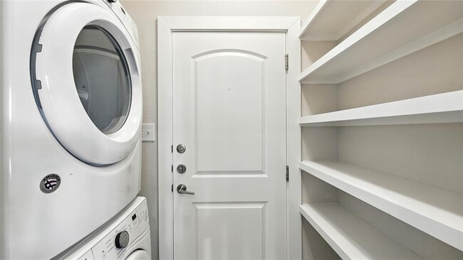 Building Photo - 719 Gristmill Dr