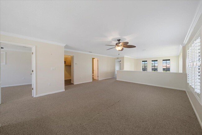 Building Photo - 700 Ventura Dr