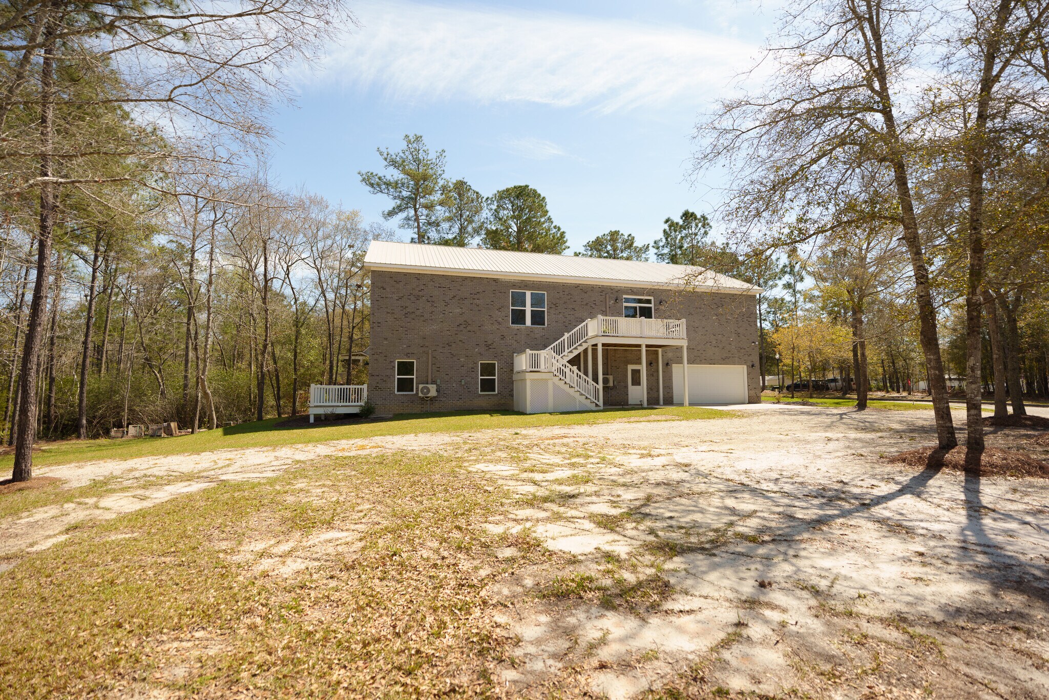 Building Photo - 60 Madison Dr