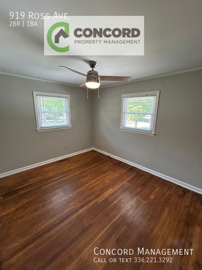 Building Photo - 919 Ross Ave