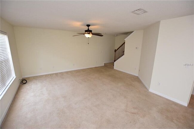 Ample living area - 5341 River Rock Rd