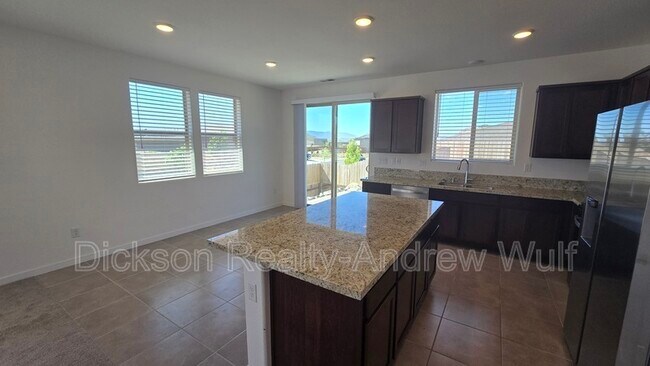 Building Photo - 401 Pasillo Ct