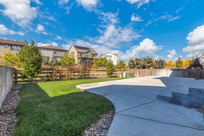 Building Photo - 10827 Ventura Ct