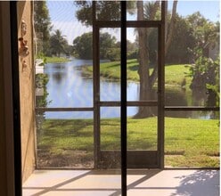 Building Photo - 1627 Hawthorne Pl