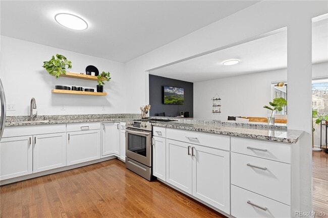 Building Photo - 49 S Hazel Ct