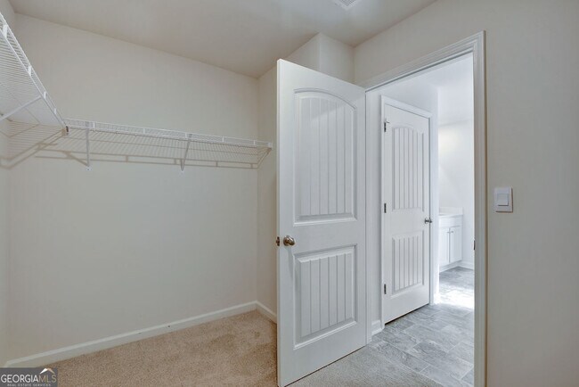 Building Photo - 2710 Serena Wy