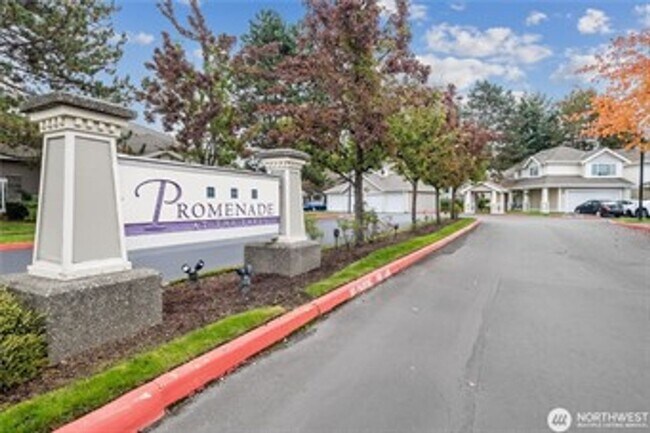Building Photo - 2Bd/2.5Ba Kent Condo