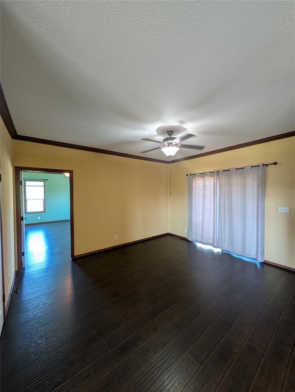 Building Photo - 13908 Kelly Dr