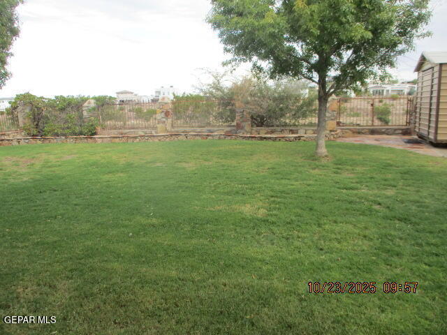 Building Photo - 7377 Black Mesa Dr