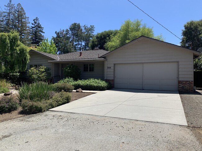 Building Photo - 280 Mt Hamilton Ave