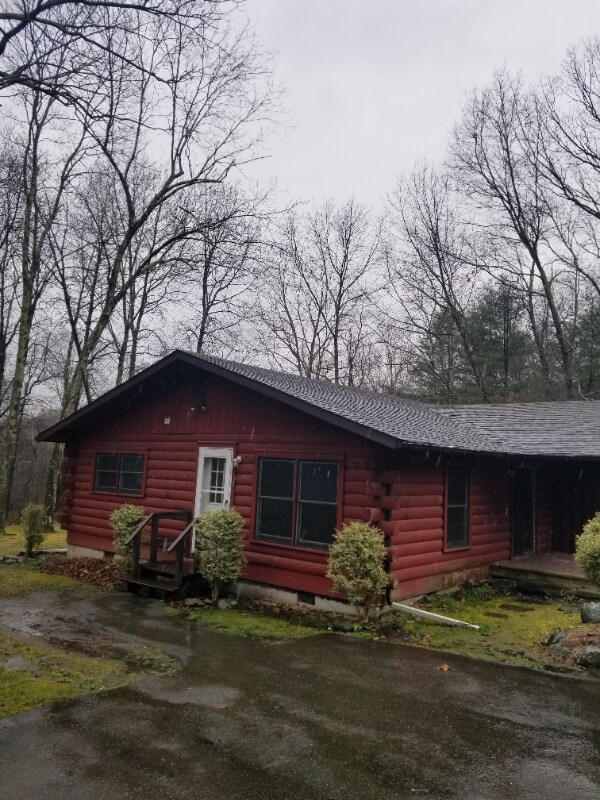 Building Photo - 204 Sellersville Dr