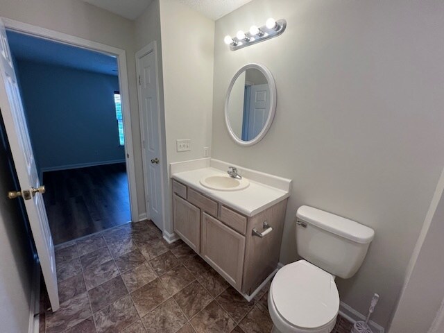Building Photo - 905 Hanahan Ct
