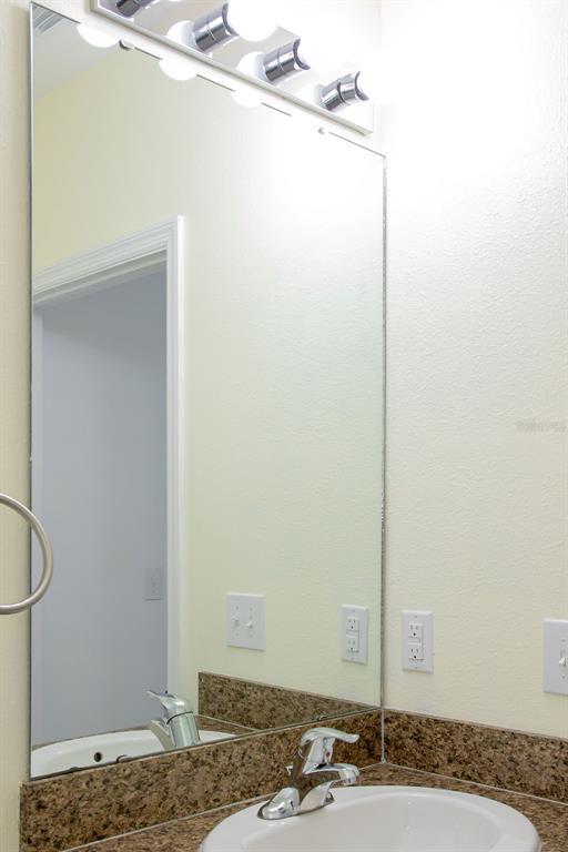 Building Photo - 8089 Pelican Reed Cir