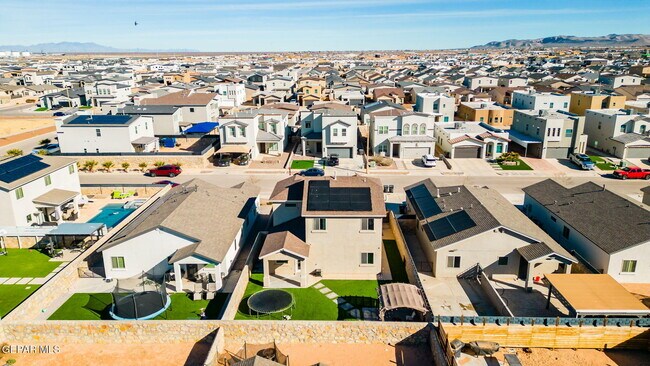 Building Photo - 15112 Purpose Ave