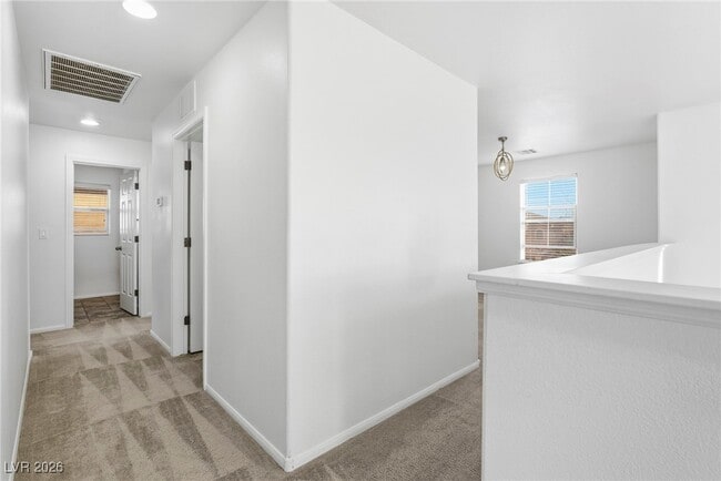 Building Photo - 10585 Cave Ridge St