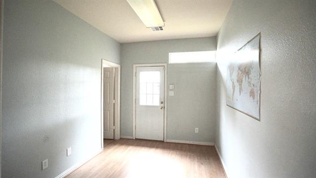 Building Photo - 329 Parkhurst Ln