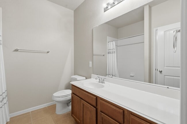 Building Photo - 506 Carson Ridge Dr