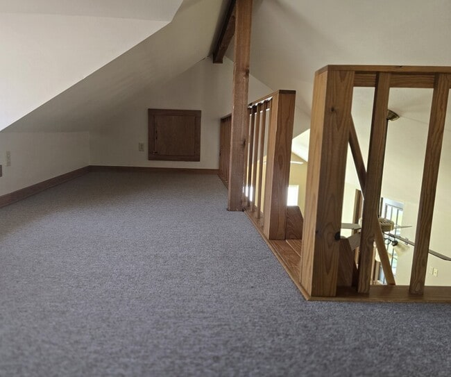 Building Photo - 108 F St