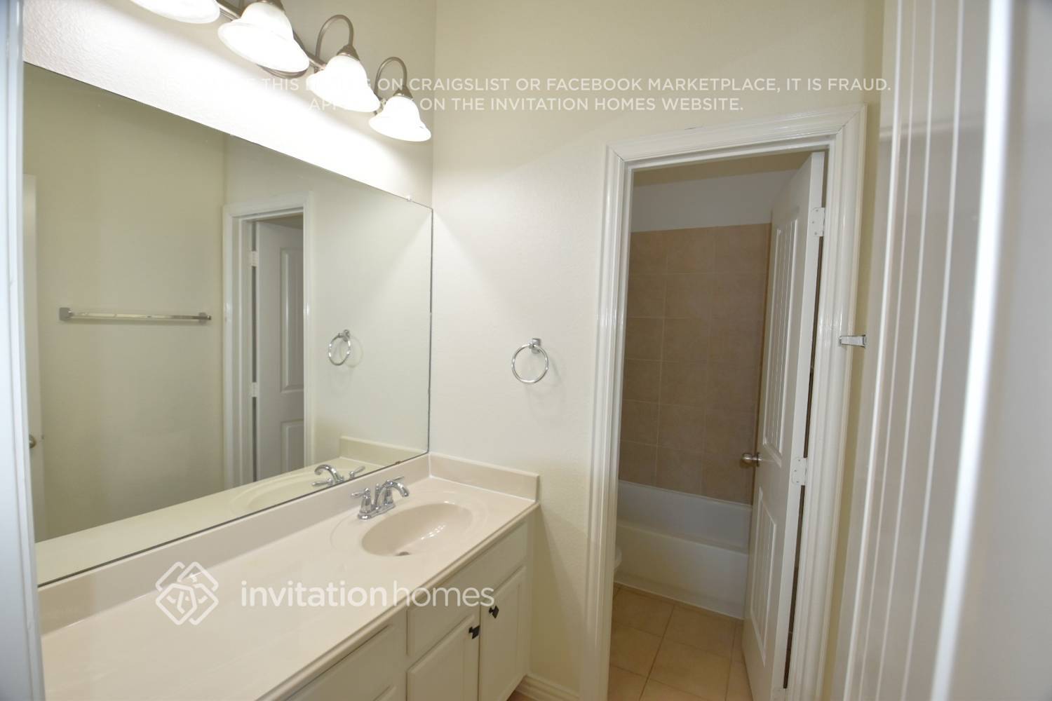 Building Photo - 1600 Quail Grove Dr