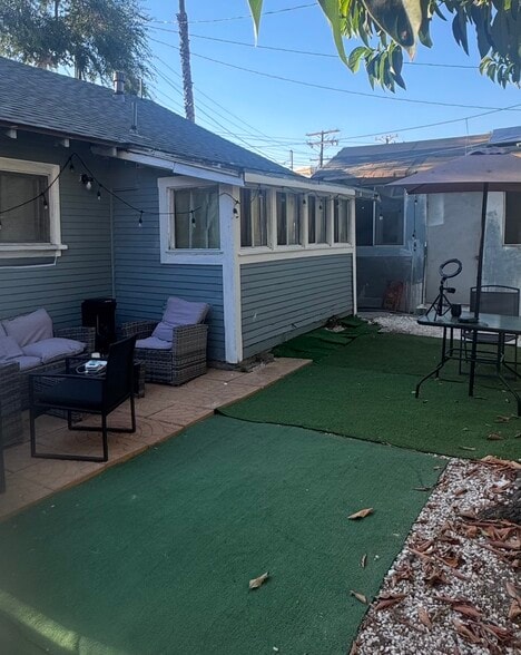 Building Photo - 240 N Everett St