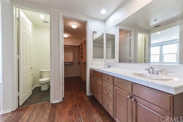 Building Photo - 2640 W Madison Cir